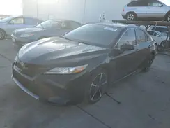 4T1B61HK0JU521082 2018 TOYOTA CAMRY