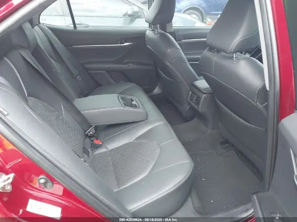 4T1B61HK0JU531644 2018 TOYOTA CAMRY - Image 8