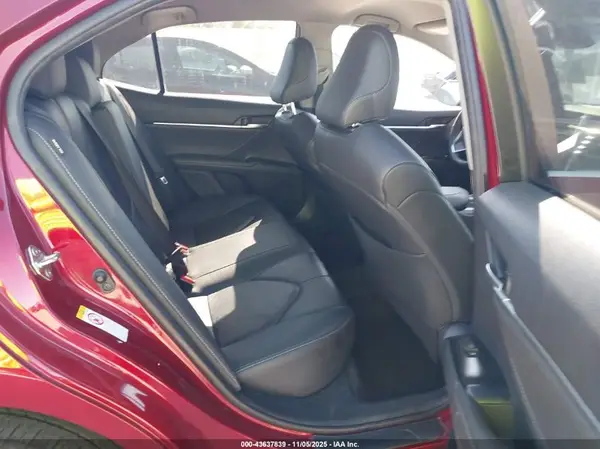4T1B61HK0JU554728 2018 TOYOTA CAMRY - Image 8