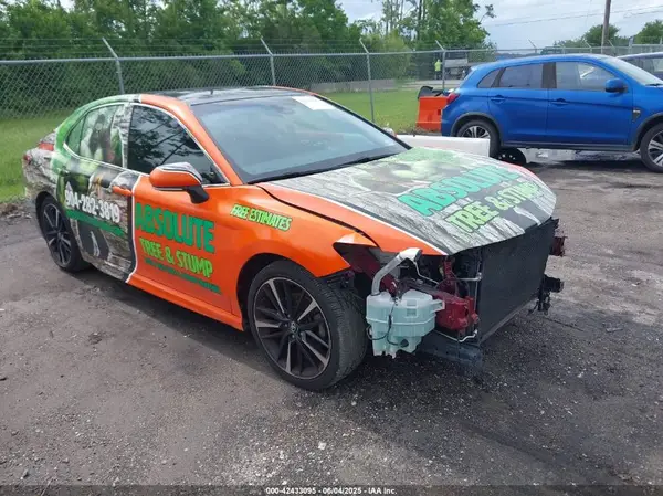 4T1B61HK0JU590774 2018 TOYOTA CAMRY - Image 1