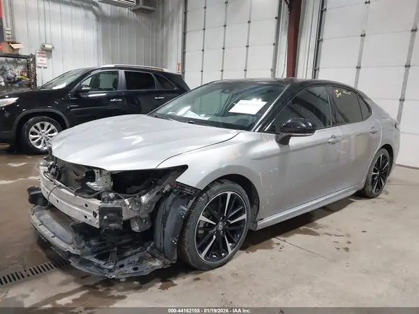 4T1B61HK0KU162706 2019 TOYOTA CAMRY - Image 2