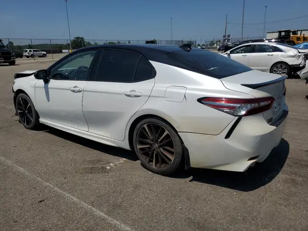 4T1B61HK0KU165721 2019 TOYOTA CAMRY - Image 2