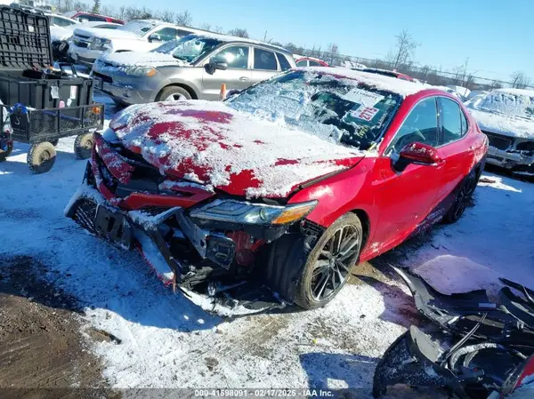 4T1B61HK0KU171499 2019 TOYOTA CAMRY - Image 2
