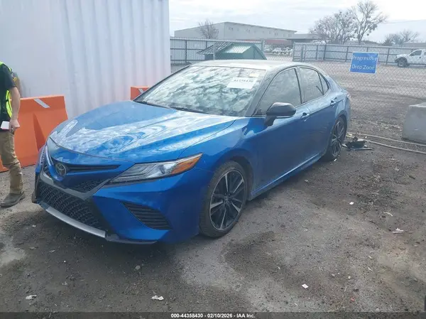 4T1B61HK0KU177531 2019 TOYOTA CAMRY - Image 2