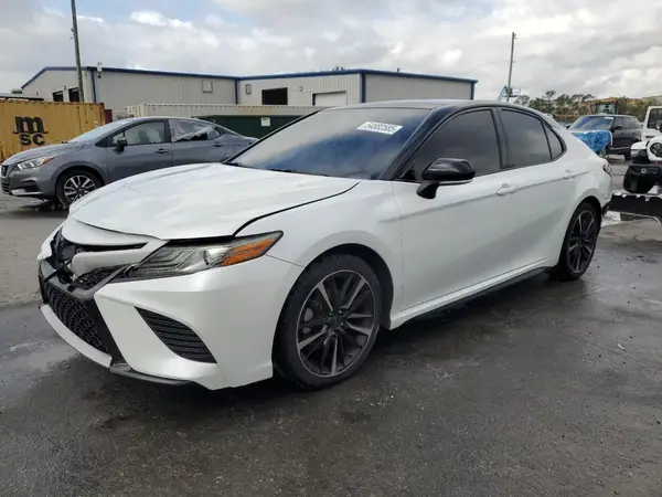 4T1B61HK0KU230325 2019 TOYOTA CAMRY - Image 1