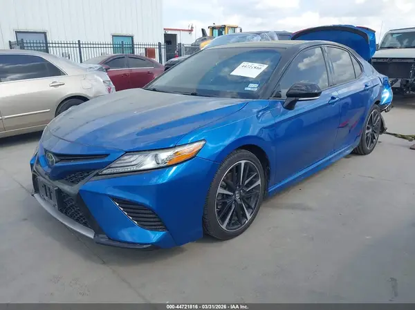 4T1B61HK0KU235539 2019 TOYOTA CAMRY - Image 2
