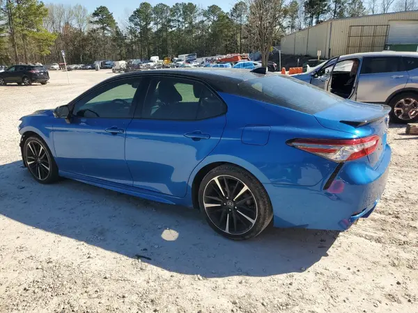 4T1B61HK0KU245990 2019 TOYOTA CAMRY - Image 2