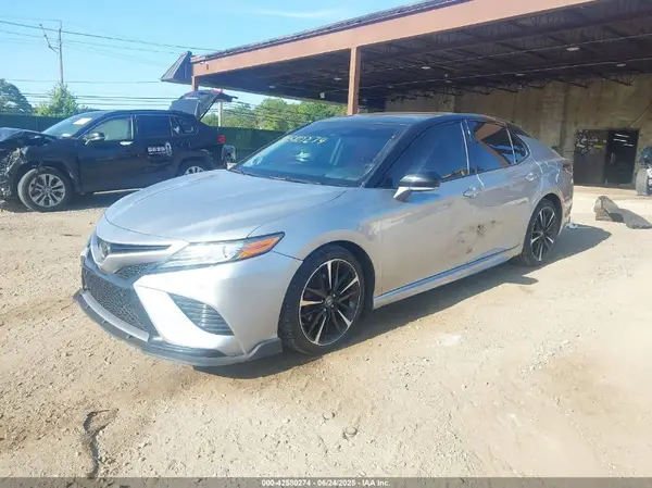4T1B61HK0KU246668 2019 TOYOTA CAMRY - Image 2