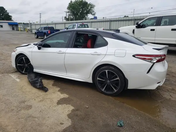 4T1B61HK0KU270128 2019 TOYOTA CAMRY - Image 2