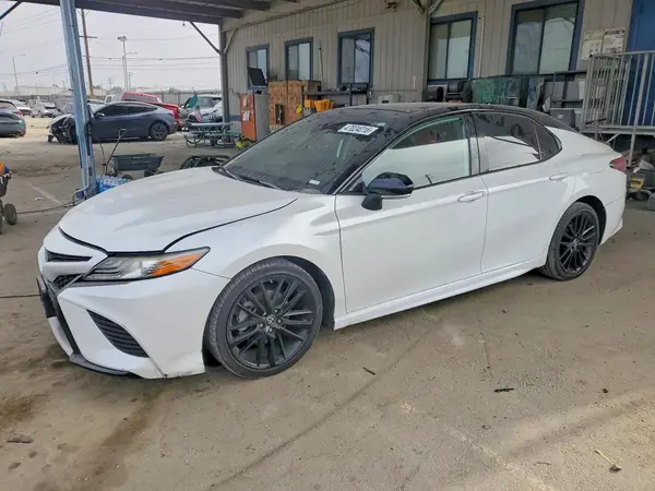 4T1B61HK0KU271621 2019 TOYOTA CAMRY - Image 1