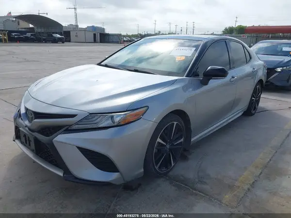 4T1B61HK0KU282117 2019 TOYOTA CAMRY - Image 2