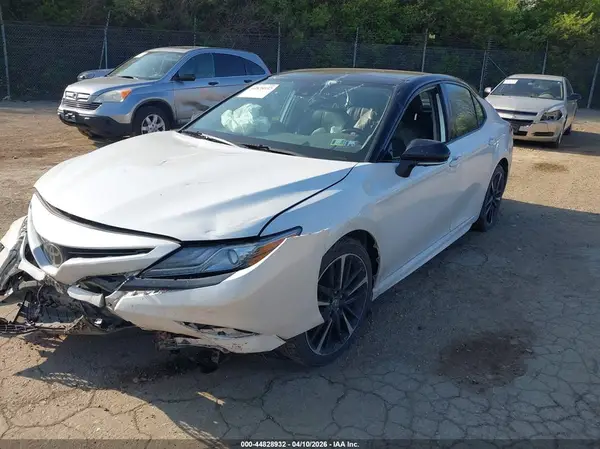 4T1B61HK0KU284935 2019 TOYOTA CAMRY - Image 2