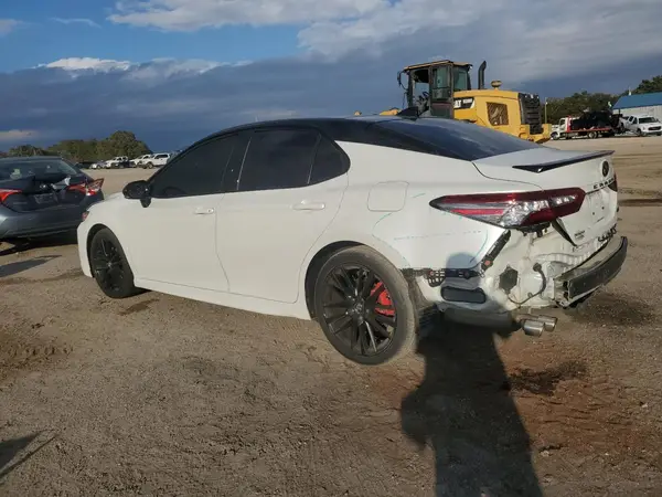 4T1B61HK0KU288659 2019 TOYOTA CAMRY - Image 2