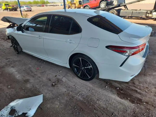 4T1B61HK0KU297331 2019 TOYOTA CAMRY - Image 2