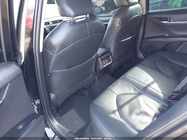 4T1B61HK0KU710493 2019 TOYOTA CAMRY - Image 8