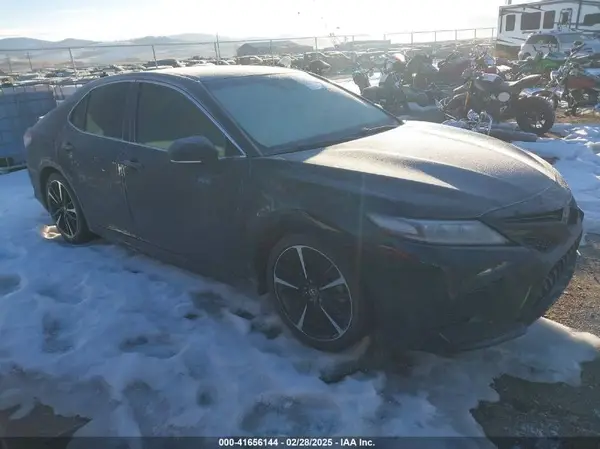 4T1B61HK0KU739279 2019 TOYOTA CAMRY - Image 1