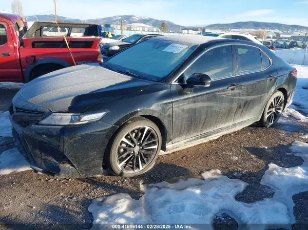 4T1B61HK0KU739279 2019 TOYOTA CAMRY - Image 2