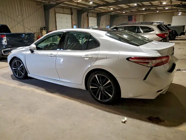 4T1B61HK0KU809606 2019 TOYOTA CAMRY - Image 2