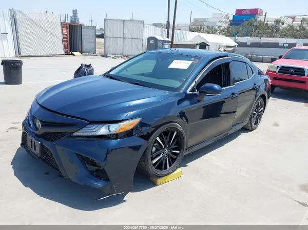 4T1B61HK0KU823375 2019 TOYOTA CAMRY - Image 2