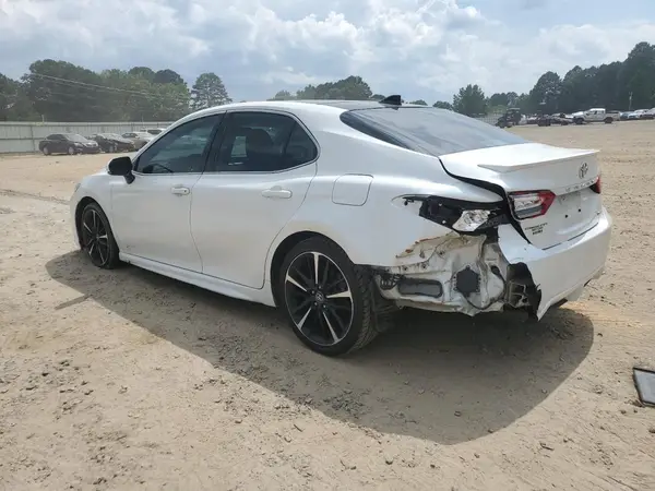 4T1B61HK0KU824722 2019 TOYOTA CAMRY - Image 2