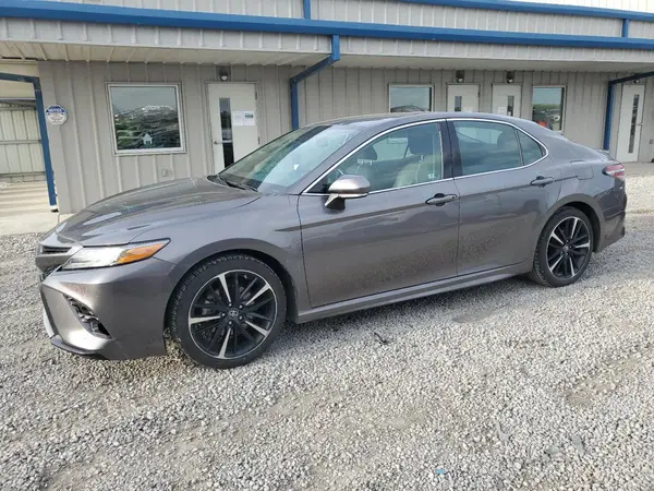 4T1B61HK0KU828494 2019 TOYOTA CAMRY - Image 1