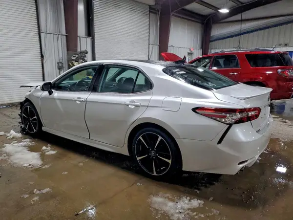 4T1B61HK0KU847126 2019 TOYOTA CAMRY - Image 2