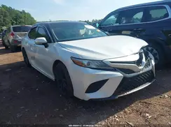 4T1B61HK1JU049698 2018 TOYOTA CAMRY