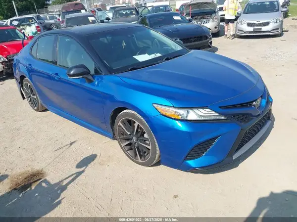 4T1B61HK1JU070535 2018 TOYOTA CAMRY - Image 1