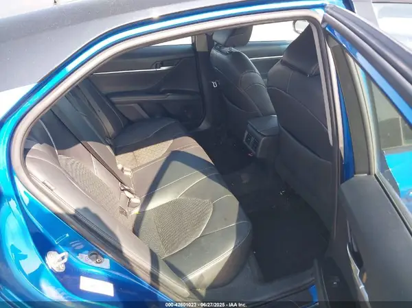 4T1B61HK1JU070535 2018 TOYOTA CAMRY - Image 8