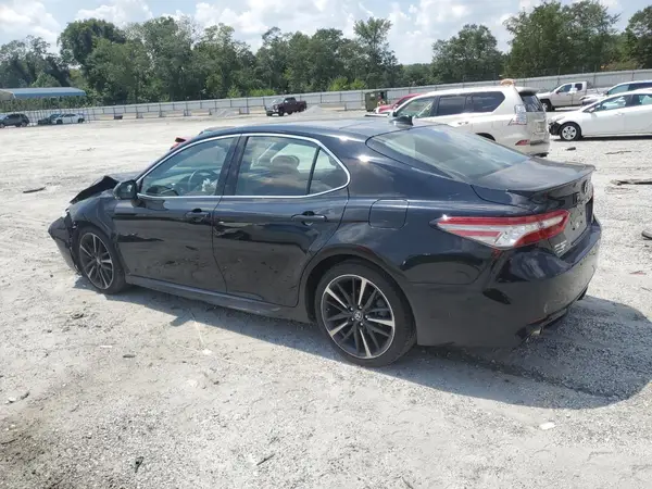 4T1B61HK1JU076397 2018 TOYOTA CAMRY - Image 2