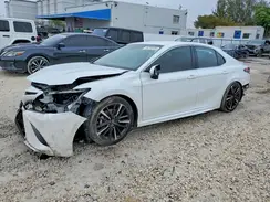4T1B61HK1JU077890 2018 TOYOTA CAMRY
