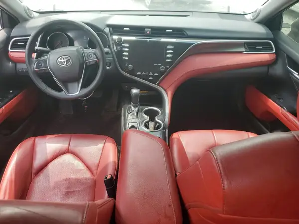 4T1B61HK1JU080417 2018 TOYOTA CAMRY - Image 8