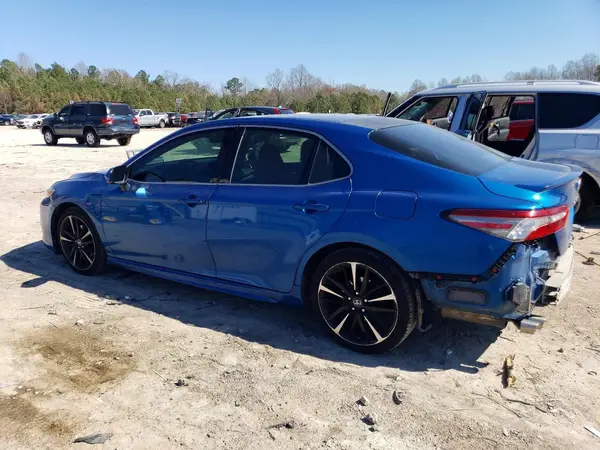 4T1B61HK1JU084046 2018 TOYOTA CAMRY - Image 2