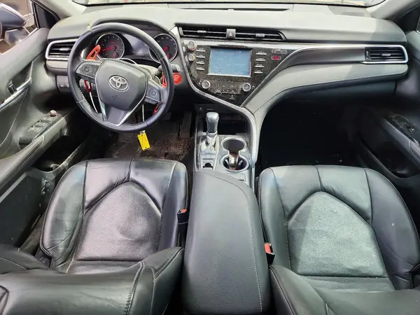4T1B61HK1JU095516 2018 TOYOTA CAMRY - Image 8