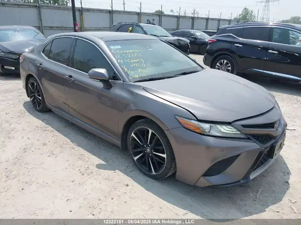 4T1B61HK1JU109317 2018 TOYOTA CAMRY - Image 1