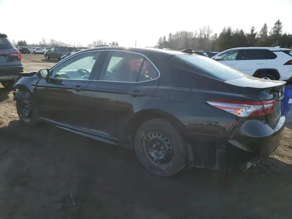 4T1B61HK1JU112136 2018 TOYOTA CAMRY - Image 2