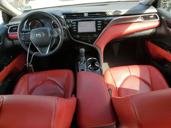4T1B61HK1JU123735 2018 TOYOTA CAMRY - Image 8