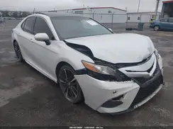 4T1B61HK1JU132208 2018 TOYOTA CAMRY