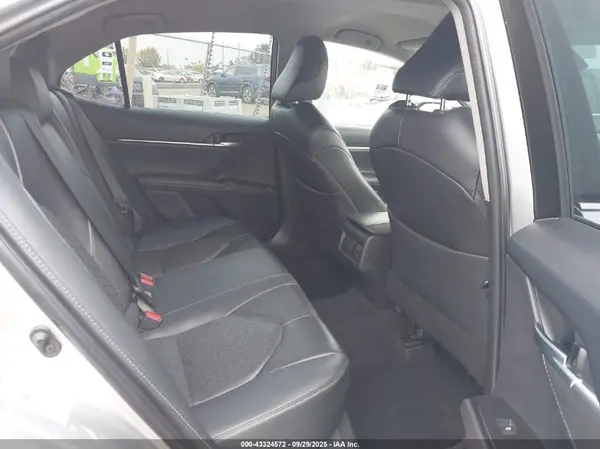 4T1B61HK1JU135271 2018 TOYOTA CAMRY - Image 8