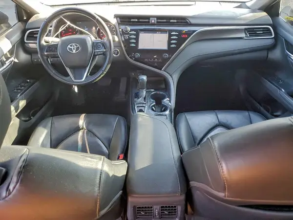 4T1B61HK1JU141359 2018 TOYOTA CAMRY - Image 8