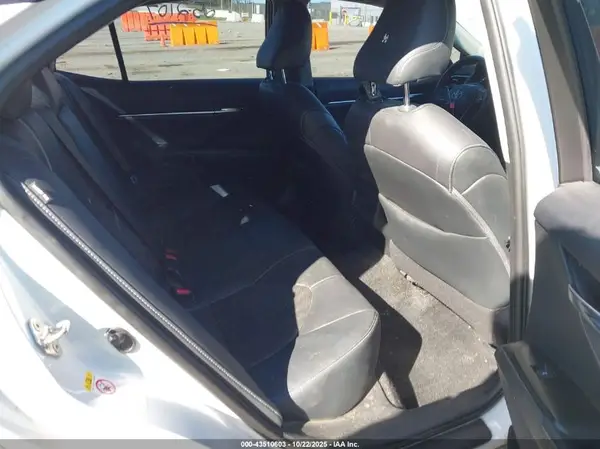 4T1B61HK1JU149574 2018 TOYOTA CAMRY - Image 8