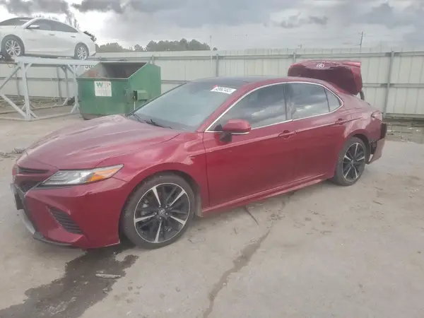 4T1B61HK1JU522208 2018 TOYOTA CAMRY - Image 1