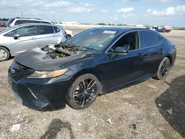 4T1B61HK1JU526159 2018 TOYOTA CAMRY - Image 1