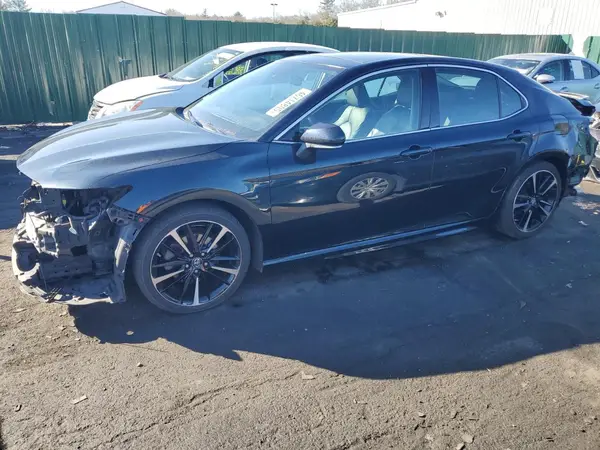 4T1B61HK1JU659679 2018 TOYOTA CAMRY - Image 1
