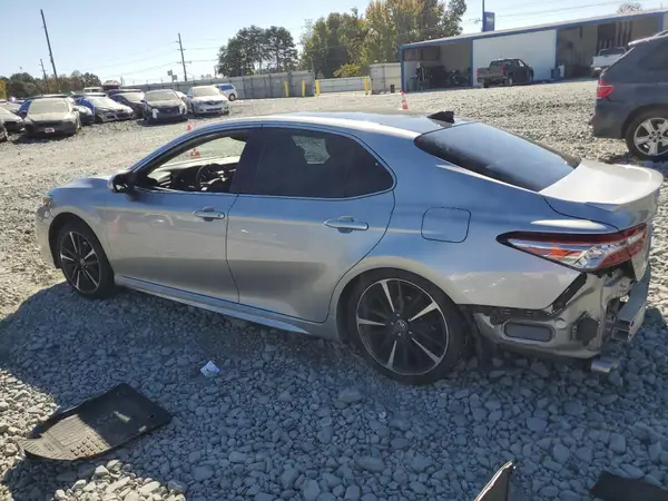 4T1B61HK1KU184584 2019 TOYOTA CAMRY - Image 2