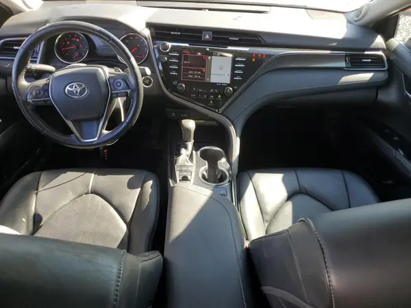 4T1B61HK1KU184584 2019 TOYOTA CAMRY - Image 8