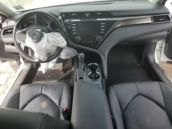 4T1B61HK1KU201724 2019 TOYOTA CAMRY - Image 8