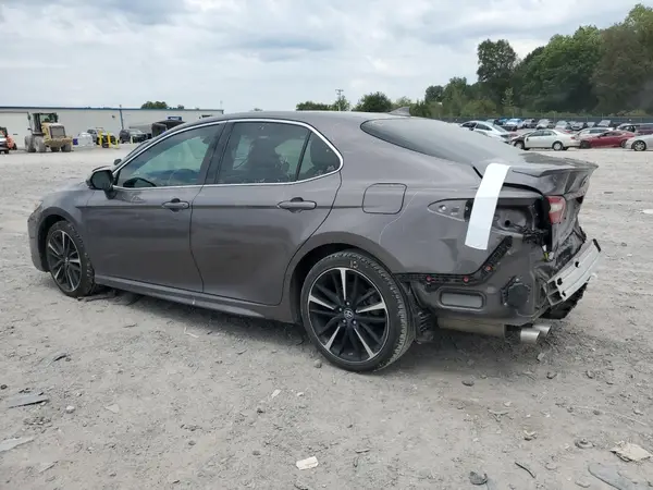 4T1B61HK1KU209905 2019 TOYOTA CAMRY - Image 2
