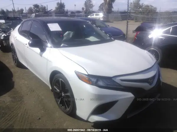4T1B61HK1KU217678 2019 TOYOTA CAMRY - Image 1