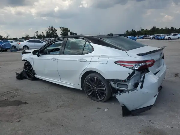 4T1B61HK1KU220130 2019 TOYOTA CAMRY - Image 2